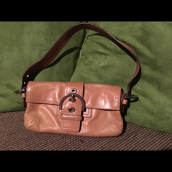 Coach mini handbag with matching wallet - Picture 2 of 7